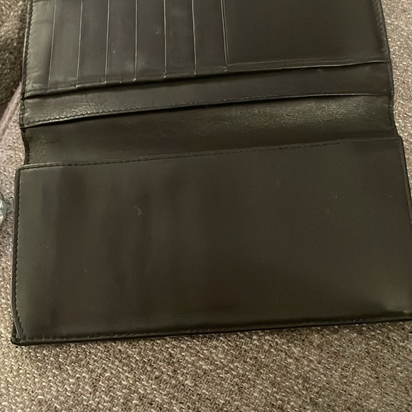 Gucci Wallet - Picture 4 of 6